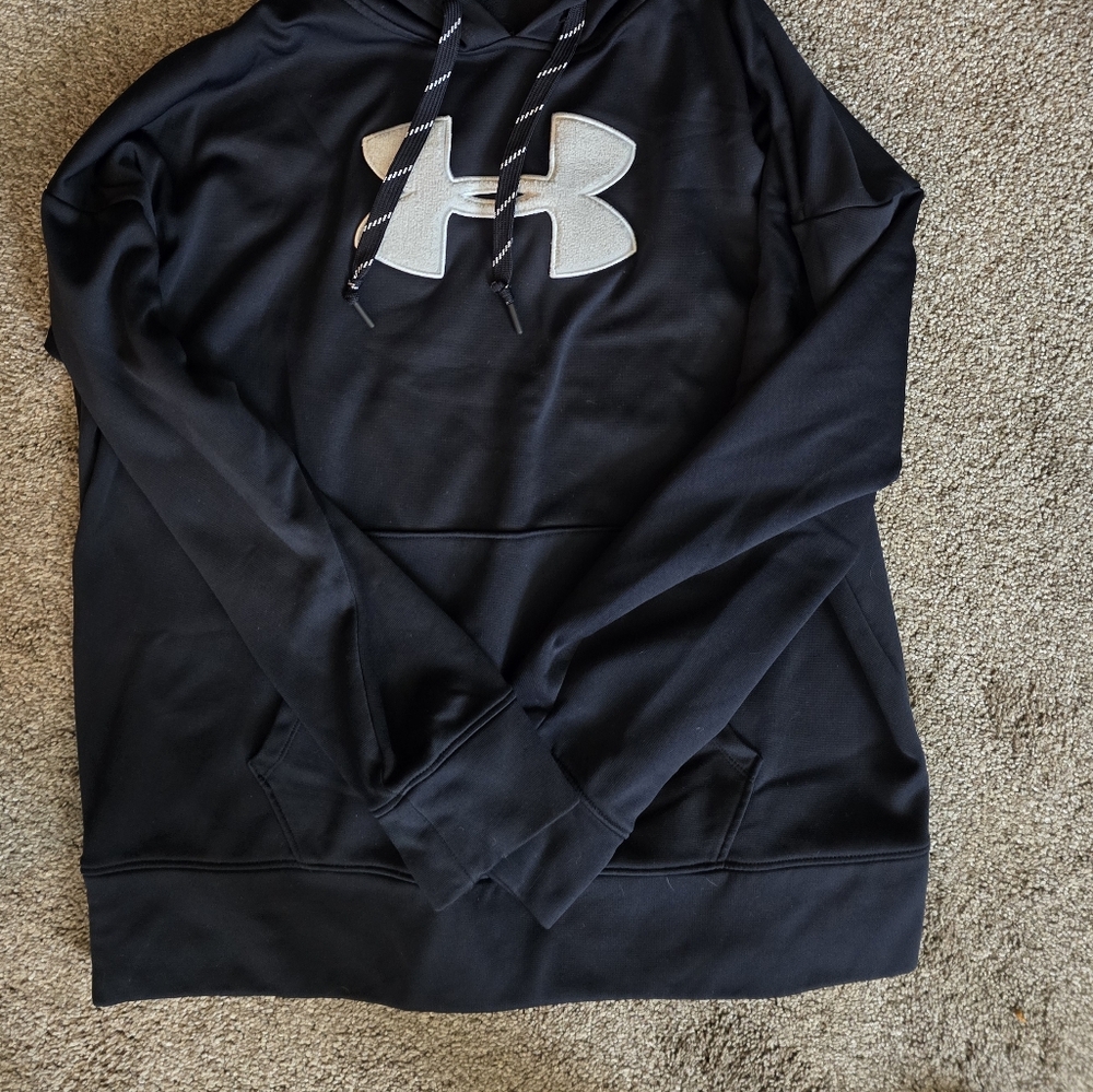 Men's Under Armour Hoodie Size XL
